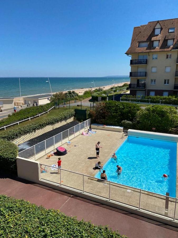 Appartement 3 Pieces, Vue Sur Mer Piscine Tennis Proche Thalasso Cabourg Luaran gambar